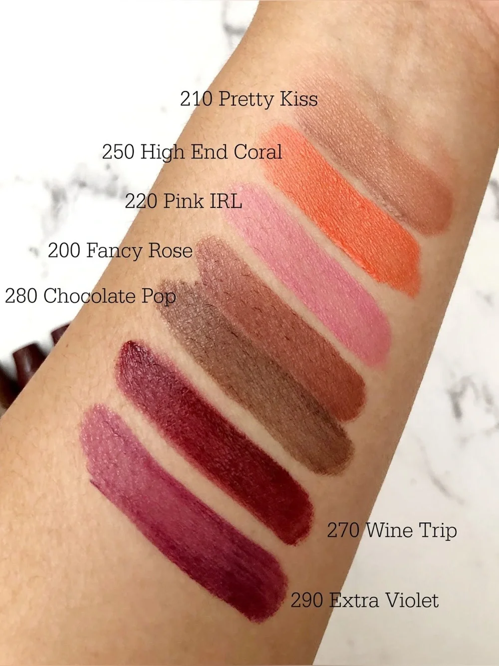 Revlon Kiss  Cushion Lip Tint — Fancy Rose